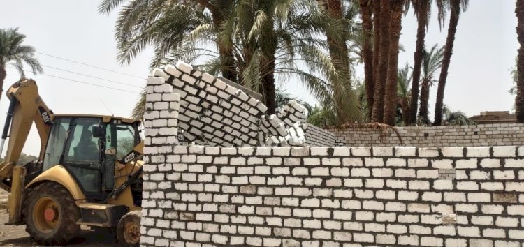 الفقي " : إزالة 381 حالة تعدي على أملاك الدولة والأراضي الزراعية