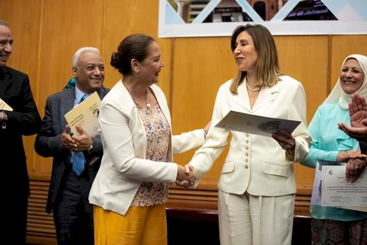 أكاديمية الفنون تتألق  والسر غادة جبارة