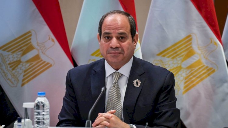 الرئيس عبد الفتاح السيسي يهنئ أبناء مصر فى الخارج بحلول عيد الأضحى المبارك