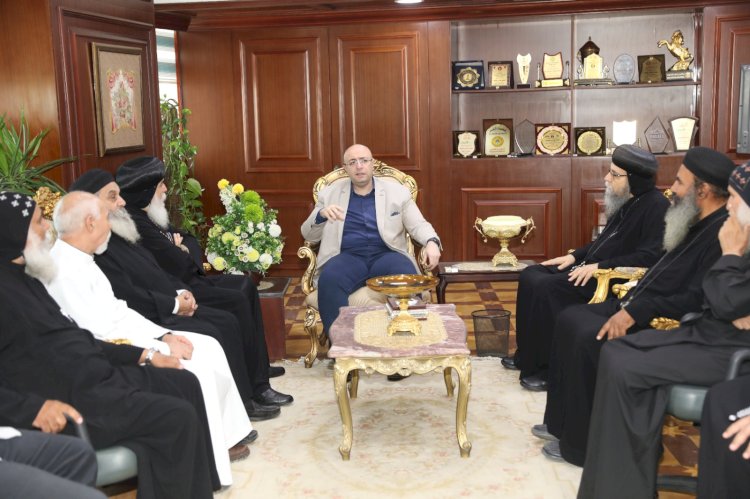 محافظ بني سويف يتلقى التهاني بعيد الأضحى المبارك من  قيادات وممثلي الطائفتين الأرثوذكسية والكاثوليكية
