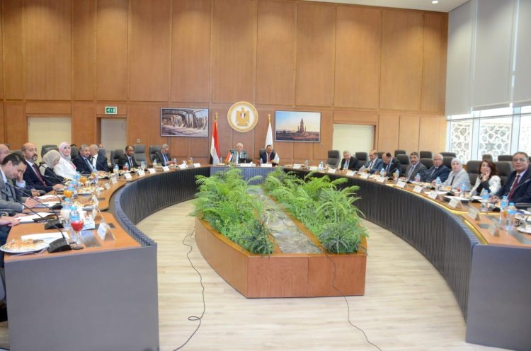 جامعتا القاهرة والمنصورة تتصدران المركز الأول في جوائز الدولة بعدد 9 جوائز