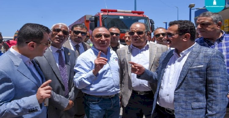 محافظ الإسكندرية يتابع ميدانيًا أزمة العقار المنهار