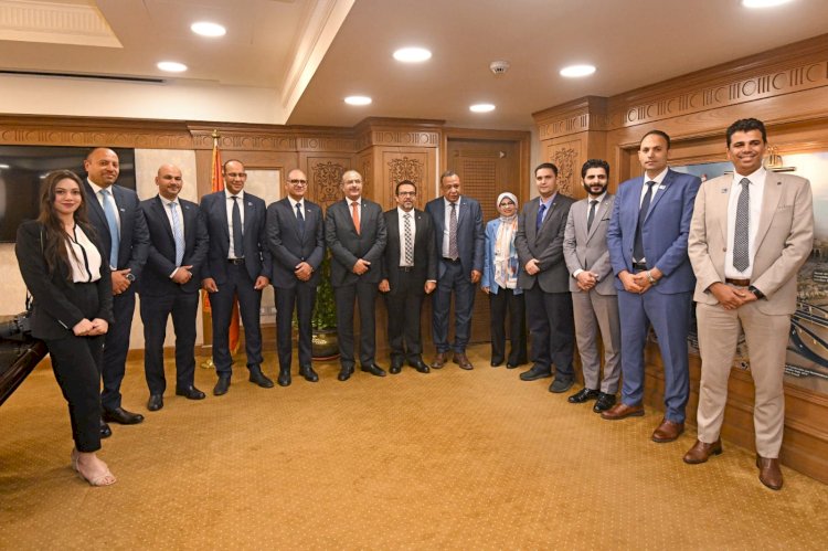 تحالف المقاولون العرب و مدكور يوقعان اتفاقية تعاون لتنفيذ أعمال البنية التحتية بمدينة أبو قير الجديدة بقيمة 6 مليار جنيه