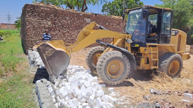 محافظ المنيا : إزالة ٢٦٠ حالة تعد على الأرض الزراعية وأملاك الدولة