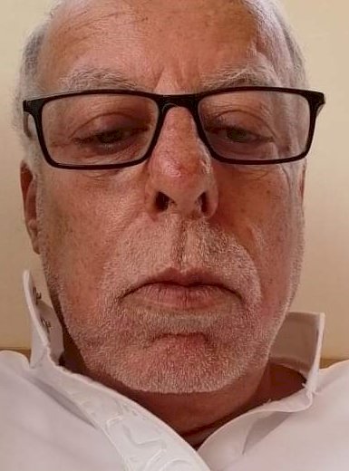 رباعياتٌ  ووعودٌ