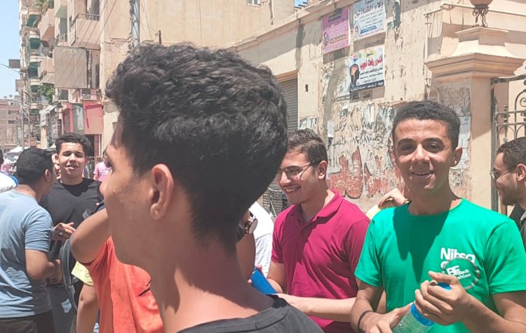 امتحان التفاضل تم تسريبه من دورة مياه في الزقازيق