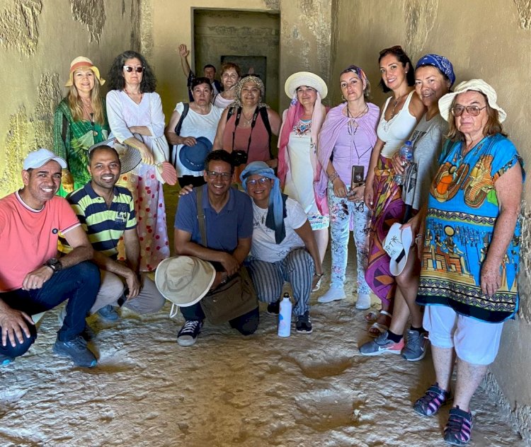 وفود سياحية من إيطاليا وألمانيا تزور المناطق الأثرية بالمنيا