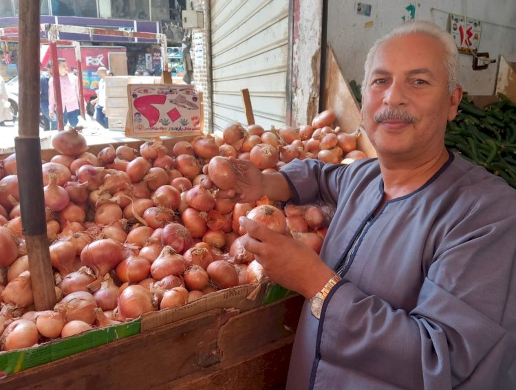 نقيب الفلاحين: هالة صدقي سبب ارتفاع سعر البصل
