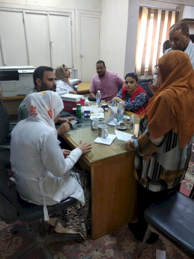 الحملة القومية "100 يوم صحة" تستهدف العاملين بمديرية العمل بسوهاج