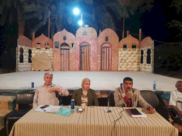 بالصور نجاح مبهر لأولي أمسيات نادي أدب الخارجة بقصر الثقافة