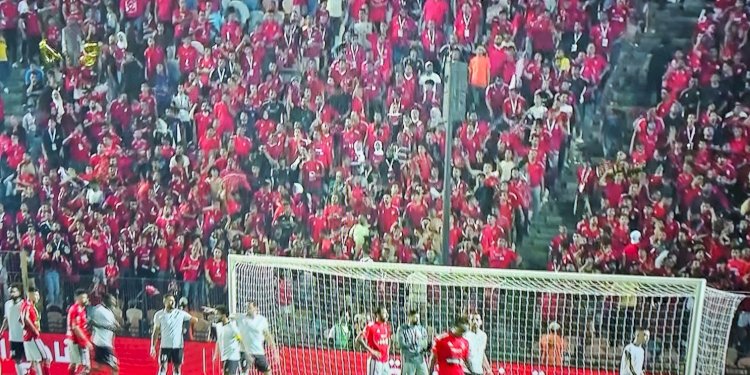 الاهلي يتوج بالدوري بعد تعادله مع حرس الحدود