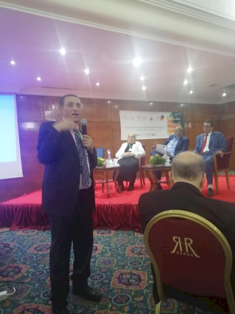ناصف مشاركاً بمنتدى السياسات  التربوية العربية بتونس