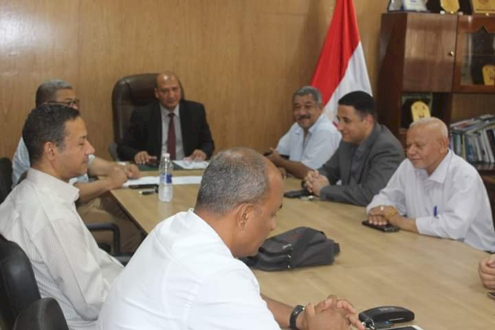 انعقاد مجلس شئون خدمة المجتمع وتنمية البيئة بجامعة جنوب الوادي