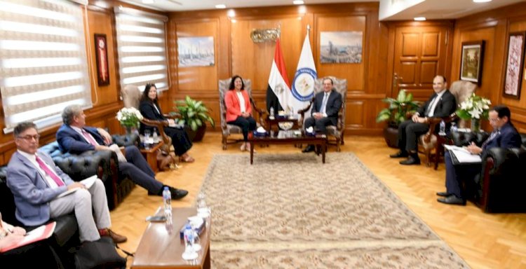 مباحثات مصرية امريكية في مجالات البترول المختلفة