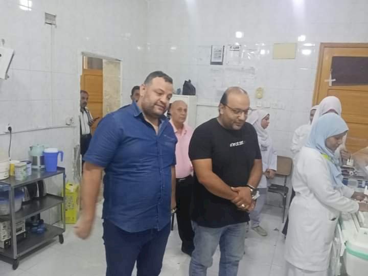 نقل مخزن الكلي الصناعي بمستشفي دشنا المركزي