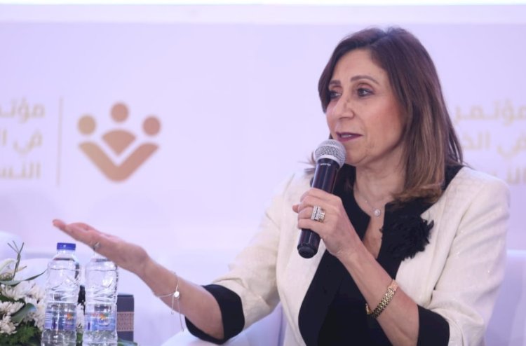 نيفين الكيلاني يمكن لابنائنا بالخارج التقدم لجائزة( المبدع الصغير)
