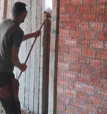 محافظ القاهرة/لاتهاون في ازالة العقارات المخالقة