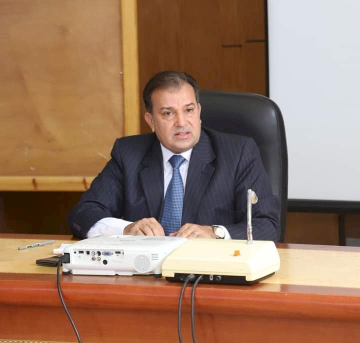 زيارات ميدانية في أول يوم عمل لرئيس جامعة جنوب الوادي