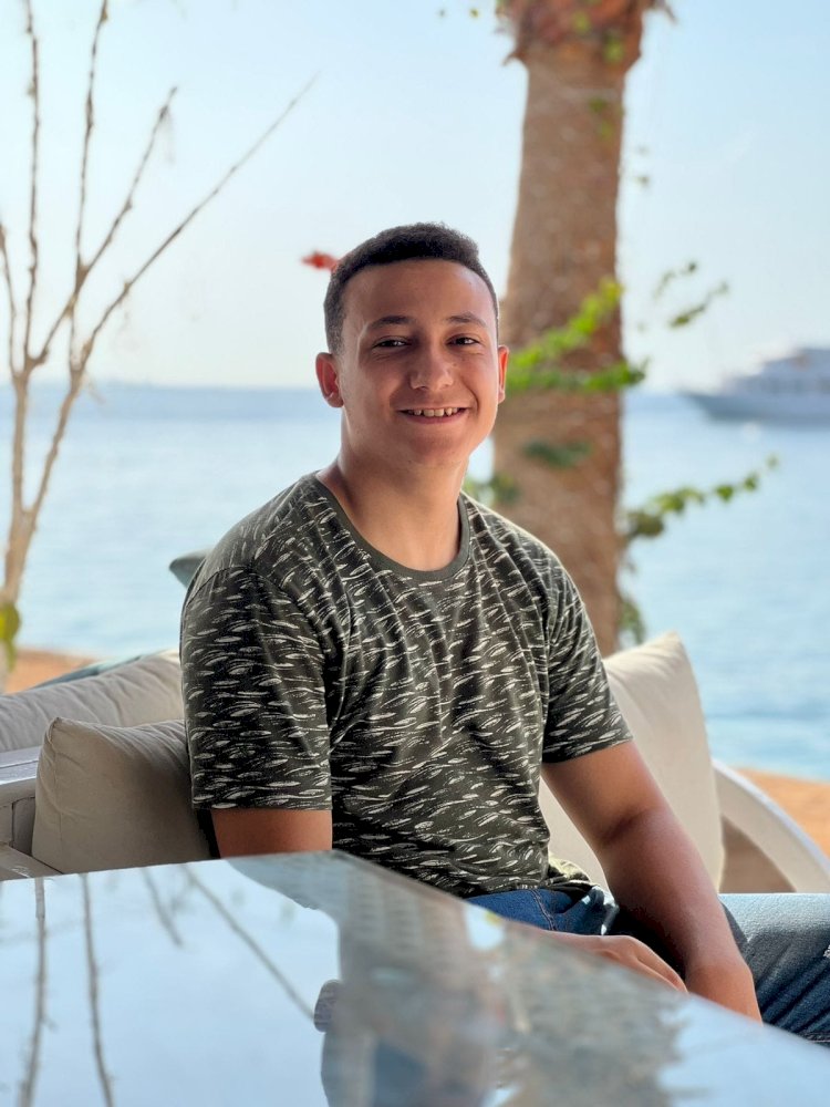 مبروك النجاح بتفوق  ياجورج