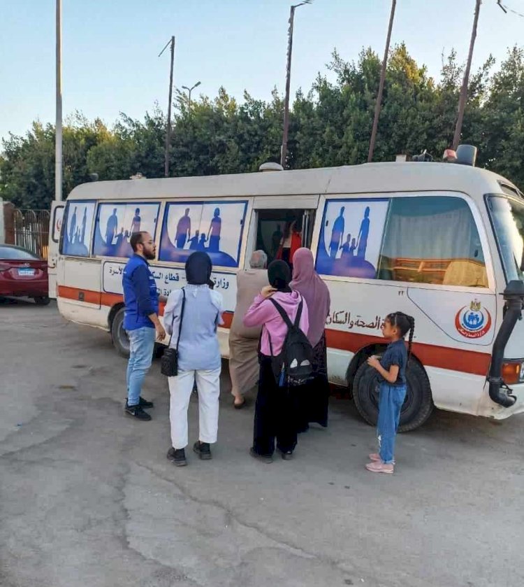 فحص اكثر من ١٢٢ الف مواطن ضمن ١٠٠ يوم صحة بسوهاج