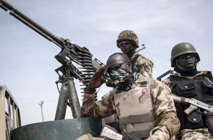 متمردو النيجر هددوا بقتل الرئيس حال التدخل العسكري