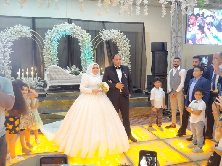 مليار مبروك سامح وأمل