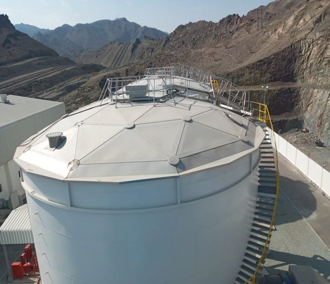 وزير قطاع الأعمال العام يبحث مؤشرات أداء القابضة للتشييد والتعمير ويراجع تنفيذ المشروعات