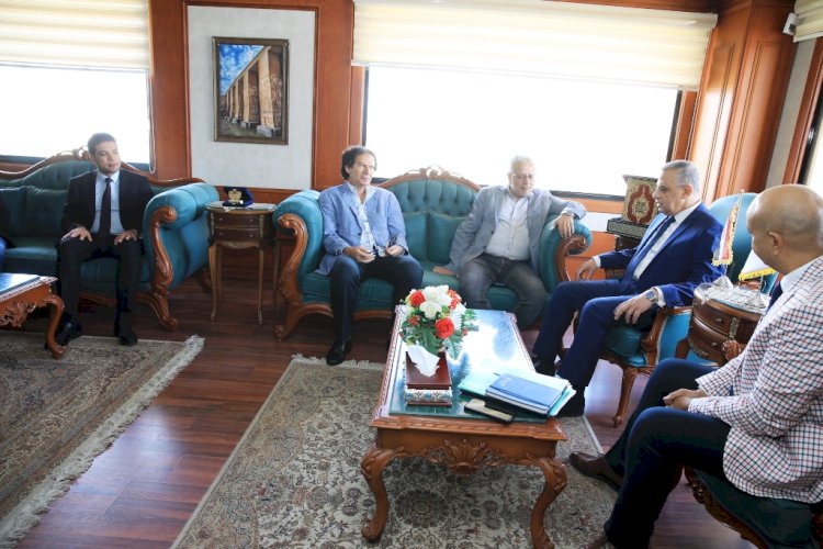 محافظ سوهاج يلتقي وفد وزارة الثقافة لاطلاق مشروع "سوهاج بلد الثقافة والفنون"