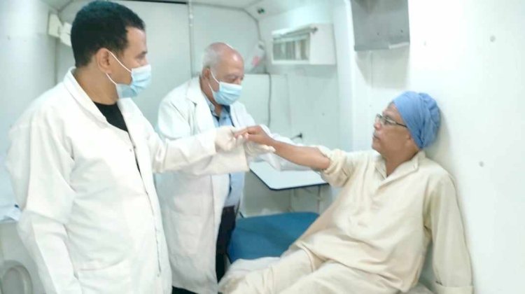 خدمات طبية مجانية لـ1944 حالة خلال قافلة بقرية البهنسا بالمنيا ضمن "حياة كريمة"