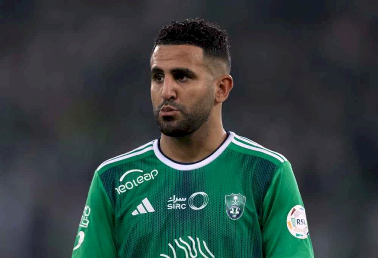 مشاجرة بين رياض محرز ولاعب الفتح بسبب  كوبري مهاري