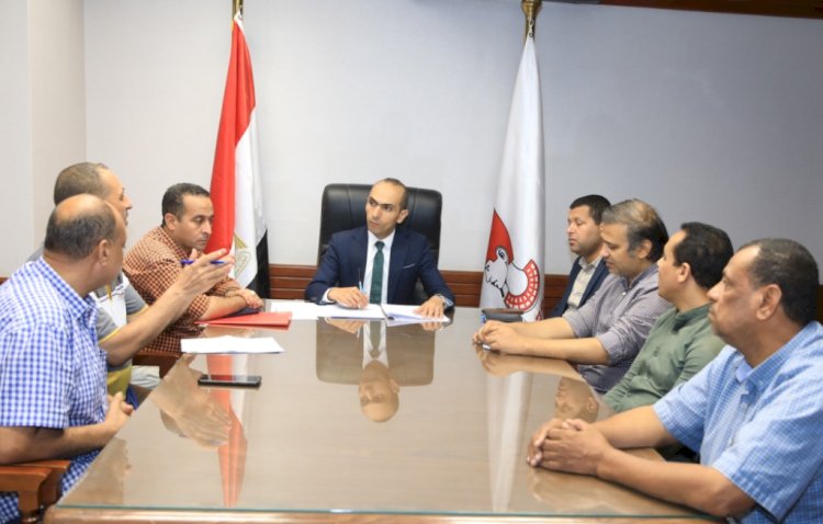 القاضي يتابع اللجنة الفنية للمراكز التكنولوجية