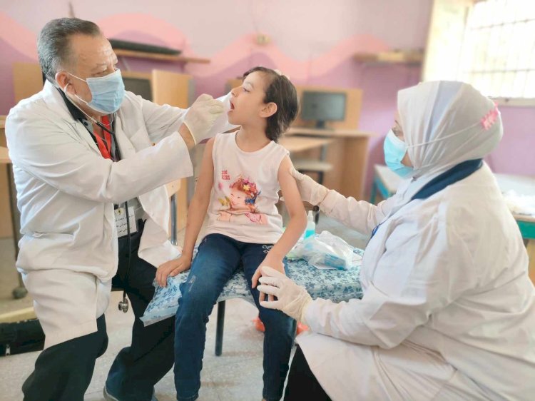 توقيع الكشف الطبي علي ١٦٨٤ حالة ضمن حياة كريمة بالمنيا