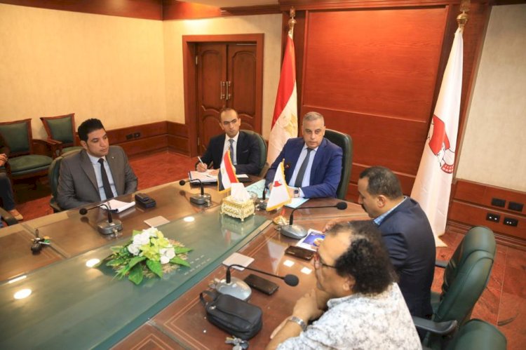 الفقي يبحث استعدادات المحافظة لاطلاق فعاليات مشروع الالف مبدع