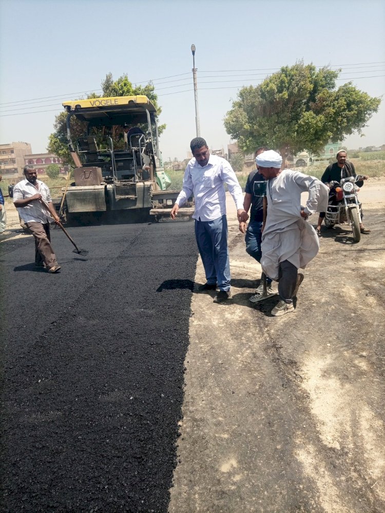 محافظ سوهاج يتابع مشروعات حياة كريمة