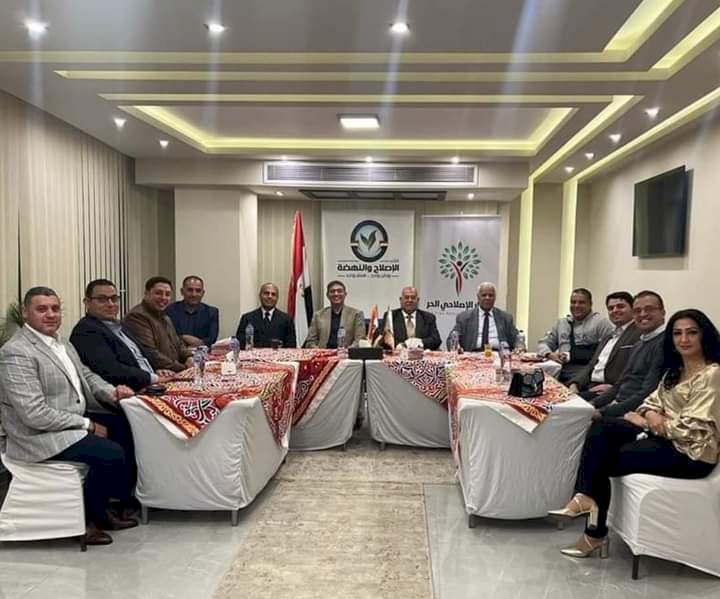 أحزاب التيار الإصلاحي الحر تشيد بقرارات الرئيس