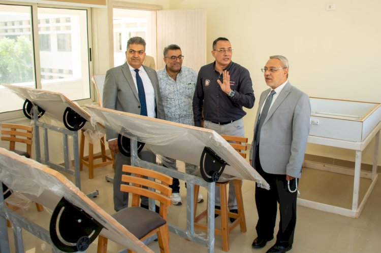رئيس جامعة طنطا  يتفقد المعامل وتجهيزات الورش  المتخصصة بكلية الفنون التطبيقية الجديدة 