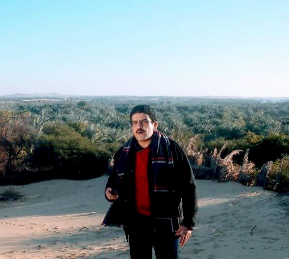 أن يختزل الكون كله في واحة فاتنة