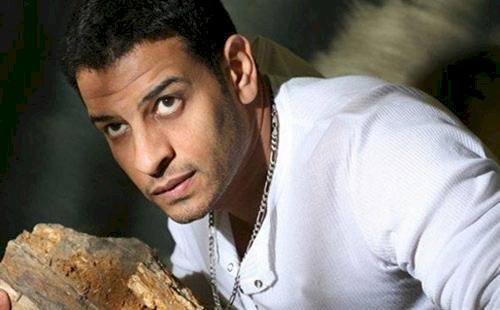 الحزن يخيم على الوسط الفني بعد رحيل الفنان أشرف مصيلحى