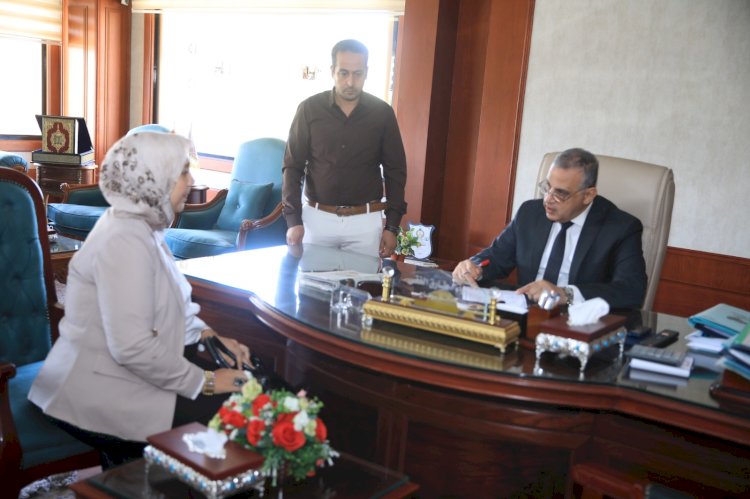 محافظ سوهاج يحل مشاكل مواطني سوهاج في اللقاء الجماهيري