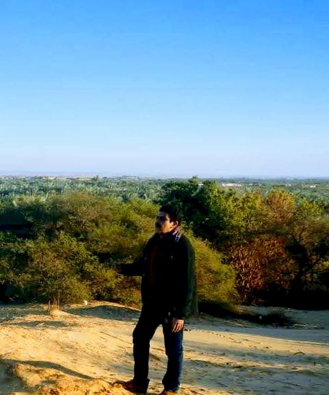 يعبر الأمان خائفا من الفرقة على جماله القديم