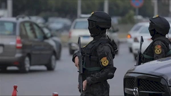 ضبط لصوص اعمدة الانارة بالجيزة