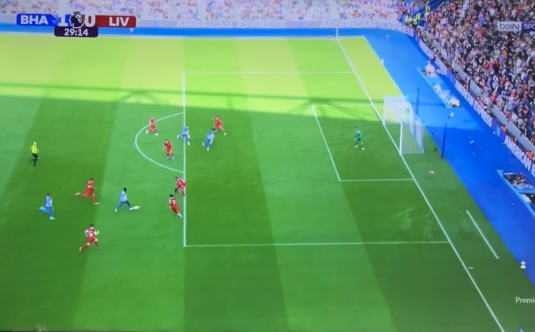 برايتون يتقدم على ليفربول بعد نصف ساعة