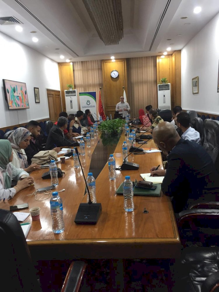 برنامج تدريبي لاعضاء غرفة الصناعات الغذائية حول سحب العينات الغذائية