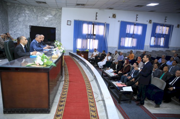 الفقي يناقش استعدادات المحافظة لمواجهة فصل الشتاء