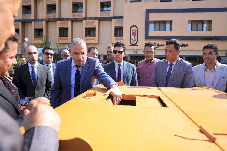 الفقي:يناقش منظومة نظافة وتجميل المحافظة