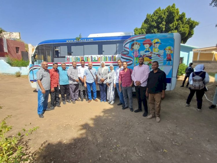 انطلاق فاعليات مكتبة مصر العامة المتنقلة بقنا داخل مدرسة الشهيد عارف الإعدادية بأبوتشت