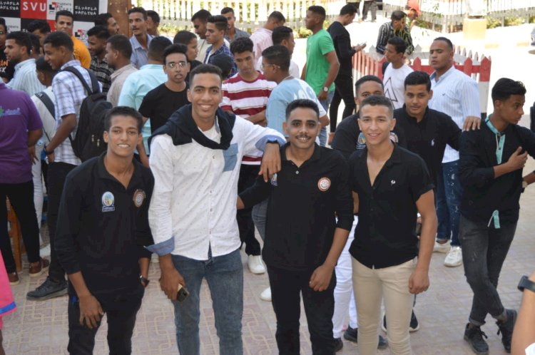 يوم رياضى ترفيهى لطلاب كلية الحقوق بجنوب الوادى