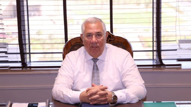 القصير:الافراج عن "٣١٩"الف طن اعلاف" الذرة والصويا"