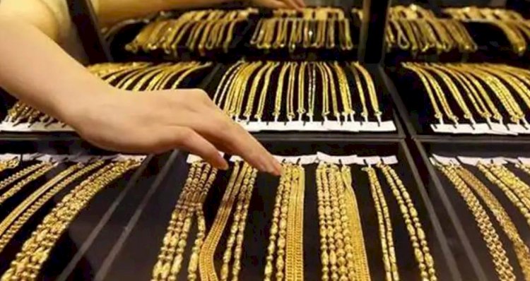 الخادمة سرقت مخدومتها وتاجر المصوغات الذهبية ابلغ الشرطة