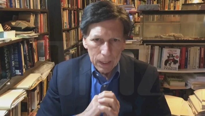 إنفراد :المؤرخ بيتر كوزنيك  الحرب العالمية الثالثة ستقضي علي ملياري شخص